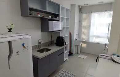 Imagem: O apartamento possui 1 Dormitório, 1 Banheiro, 1 Vaga na garagem