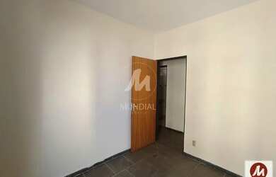 Imagem: O apartamento possui 3 Dormitórios, 1 Banheiro, 1 Vaga na garagem