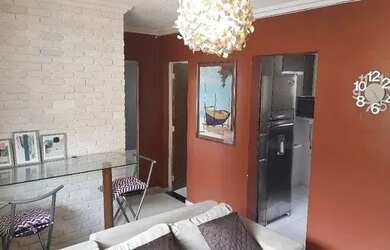 Imagem: O apartamento possui 2 Dormitórios, 1 Banheiro, 1 Vaga na garagem