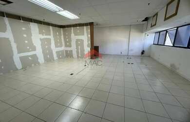 Imagem 2: Sala Comercial para Locação em Salvador, Caminho das Árvores, 3 banheiros, 2 vagas