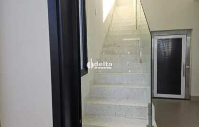 Imagem 12: Casa no condomínio Terras Alpha disponível para venda em Uberlândia-MG