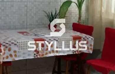 Imagem: A casa em condomínio possui 4 Dormitórios, 3 Banheiros e 206m²