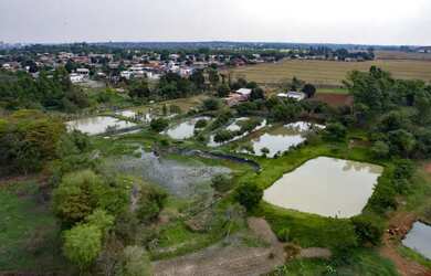 Imagem: O terreno possui 17031m² de Área e está localizado em Porto