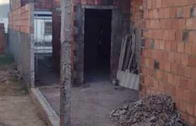 Imagem 2: Casa pra vender no aeroporto.o terreno ao lado tbem faz parte dela