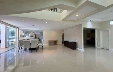 Imagem 12: ROYAL TENNIS - Sobrado para Locação com 4 Quartos 4 Suítes , Área...