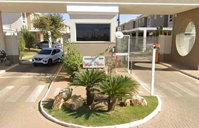 Imagem: A casa em condomínio possui 3 Dormitórios, 4 Banheiros, 2