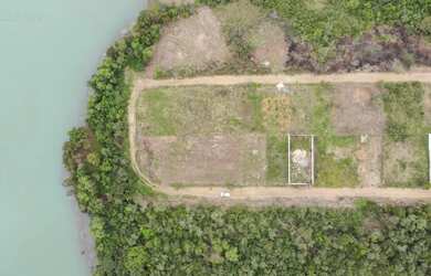 Imagem: O terreno possui 325m² de Área e está localizado em Ponta
