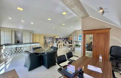 Imagem 15: Casa de alto padrão à venda Menino Deus