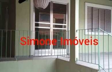 Imagem: A casa possui 2 Dormitórios, 2 Banheiros, 1 Vaga na garagem