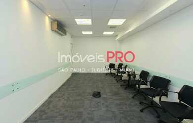 Imagem 5: Prédio reformado com quatro pavimentos, dois elevadores novos