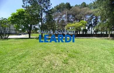 Imagem: O terreno possui 1740m² de Área e está localizado em Tamboré