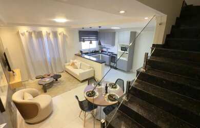 Imagem 2: Casa com Hidromassagem em São Vicente