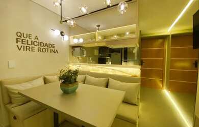 Imagem: O apartamento possui 1 Dormitório, 1 Banheiro, 1 Vaga na garagem