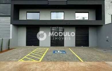 Imagem: O depósito possui 41m² de Área, Imóvel novo e está localizado