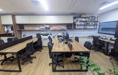 Imagem 8: Conjunto de salas prontas para uso no Hangar Business 64 m², reformada!