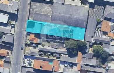 Imagem: O depósito possui 5 Vagas na garagem, 355m² de Área e está