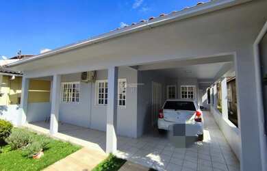 Imagem 2: Casa em Localização Estratégica, 4 Quartos, Centro de Imbituba - Santa...