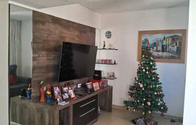 Imagem: O apartamento possui 2 Dormitórios, 2 Banheiros, 1 Vaga na