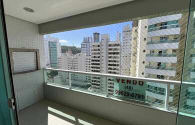 Imagem: O apartamento possui 4 Dormitórios, 3 Banheiros, 1 Vaga na