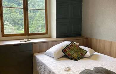 Imagem: O apartamento possui 1 Dormitório, 1 Banheiro, 1 Vaga na garagem