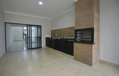 Imagem: A casa em condomínio possui 3 Dormitórios, 4 Banheiros, 4