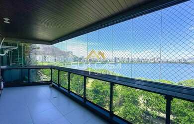 Imagem: O apartamento possui 3 Dormitórios, 5 Banheiros, 2 Vagas na