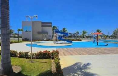 Imagem: A casa em condomínio possui 3 Dormitórios, 2 Banheiros, 1