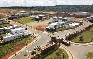 Imagem: O terreno possui 400m² de Área e está localizado em Setor