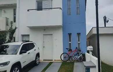 Imagem: A casa em condomínio possui 3 Dormitórios, 3 Banheiros, 2