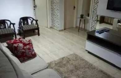 Imagem: A casa possui 3 Dormitórios, 2 Banheiros, 1 Vaga na garagem