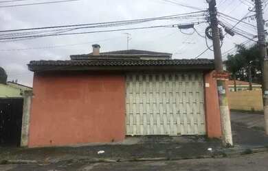 Imagem: A casa possui 3 Dormitórios, 2 Banheiros, 273m² de Área e