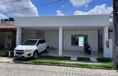 Imagem: A casa em condomínio possui 3 Dormitórios, 2 Banheiros e está