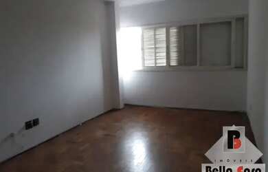 Imagem: O apartamento possui 1 Dormitório, 1 Banheiro, 60m² de Área