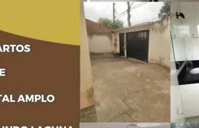 Imagem: A casa possui 2 Dormitórios, 2 Banheiros, 2 Vagas na garagem