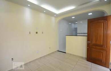 Imagem: A casa possui 1 Dormitório, 1 Banheiro, 105m² de Área e está