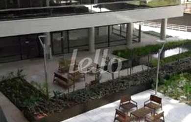 Imagem: O depósito possui 1 Vaga na garagem, 43m² de Área e está