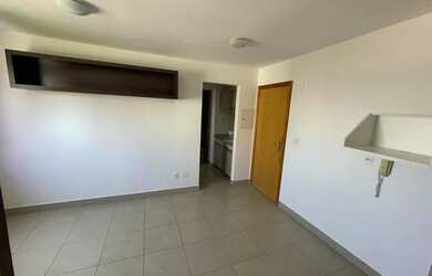 Imagem: O apartamento possui 1 Dormitório, 1 Banheiro, 1 Vaga na garagem