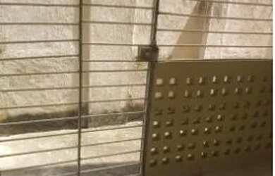 Imagem: O apartamento possui 3 Dormitórios e 2 Banheiros e está localizado