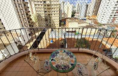 Imagem: O apartamento possui 2 Dormitórios, 3 Banheiros, 1 Vaga na