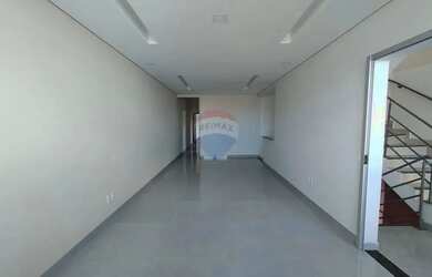 Imagem 4: Exuberante casa com 5 quartos, sendo uma suíte, 2 banhos, terraço maravilhoso,...