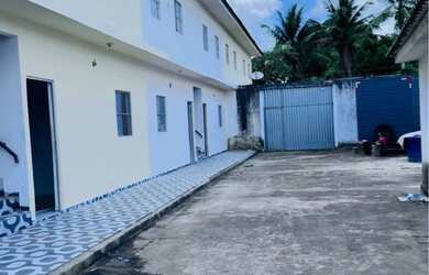 Imagem: A casa em condomínio possui 2 Dormitórios, 1 Banheiro, 4 Vagas