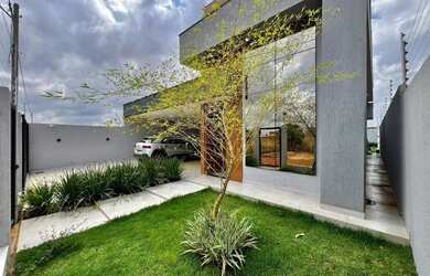 Imagem: A casa em condomínio possui 3 Dormitórios, 3 Banheiros, 4