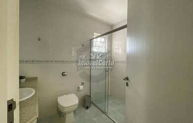 Imagem 10: Encantadora casa de rua no Bairro Boa Vista - Curitiba/PR, está à sua...