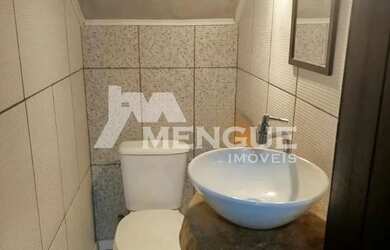 Imagem 10: Casa residencial com 4 dormitórios e 3 vagas no bairro Ecoville em Porto Alegre com 156m²