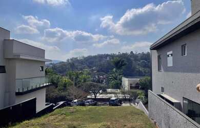 Imagem 2: Terreno à venda por R$ 600.000,00 no Suru, Santana de Parnaíba, SP