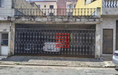 Imagem: A casa possui 2 Dormitórios, 2 Banheiros, 3 Vagas na garagem