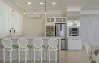 Imagem: O apartamento possui 4 Dormitórios, 5 Banheiros, 4 Vagas na