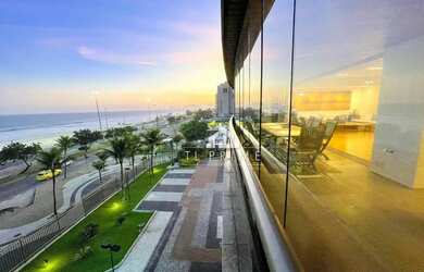 Imagem: O apartamento possui 4 Dormitórios, 3 Banheiros, 5 Vagas na