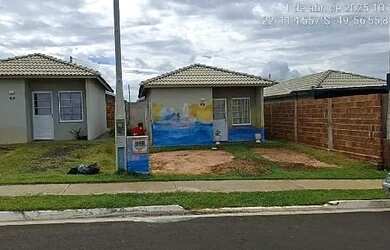 Imagem: A casa possui 2 Dormitórios, 1 Banheiro e 160m² de Área e