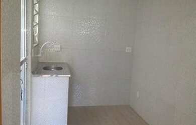 Imagem 8: Casa 1a locaçao no bairro Califórnia na rua do Hospital Prontonil